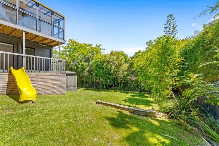 Photo of property in 134 Stanmore Bay Road, Stanmore Bay, Whangaparaoa, 0932