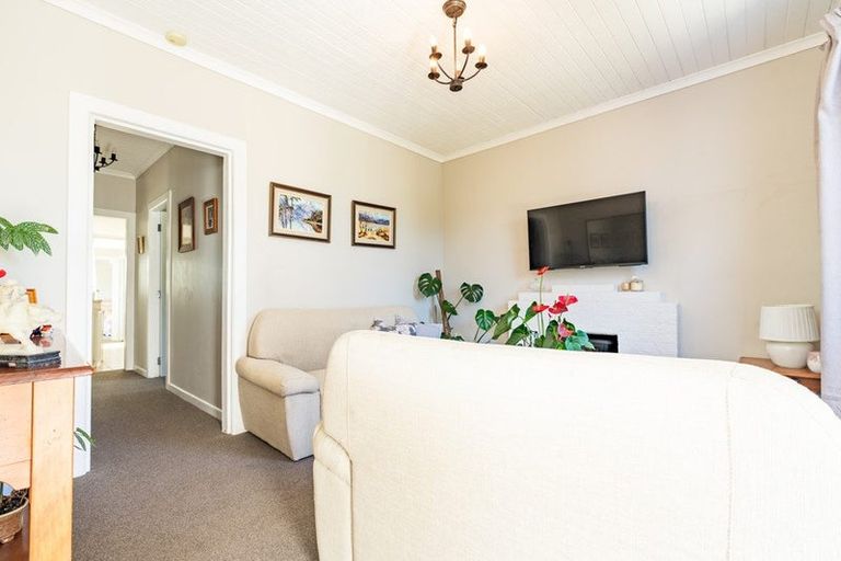 Photo of property in 17 George Street, Milton, 9220