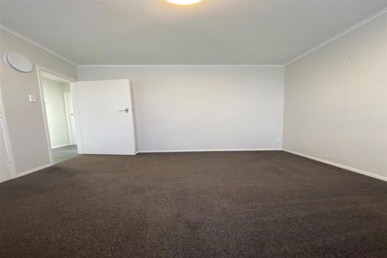 Photo of property in 1 Addison Street, Blockhouse Bay, Auckland, 0600