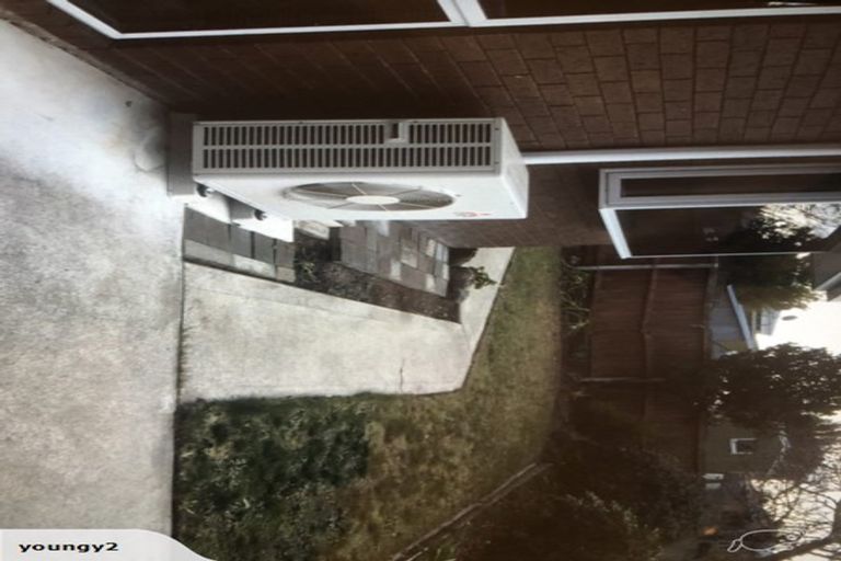 Photo of property in 105a Bassett Street, Burwood, Christchurch, 8083