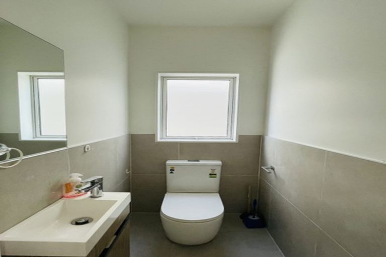 Photo of property in 64 Craigs Way, Hobsonville, Auckland, 0616