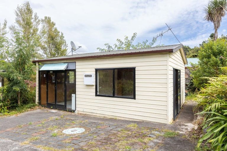Photo of property in 109 Poplar Grove, Whalers Gate, New Plymouth, 4310