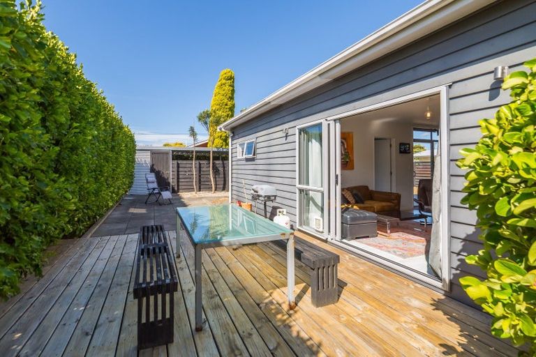 Photo of property in 43 Sackville Street, Martinborough, 5711