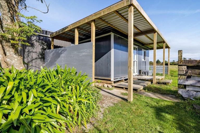 Photo of property in 1284 Mountain Road, Inglewood, 4389