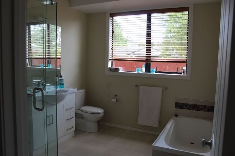 Photo of property in 12 Baska Voda Drive, Kerikeri, 0230