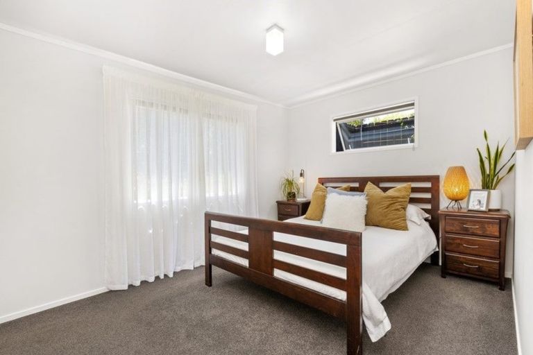 Photo of property in 30 Uenuku Avenue, Raglan, 3225