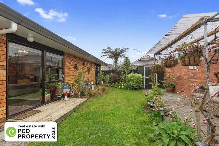 Photo of property in 3/2 Neil Street, Regent, Whangarei, 0112