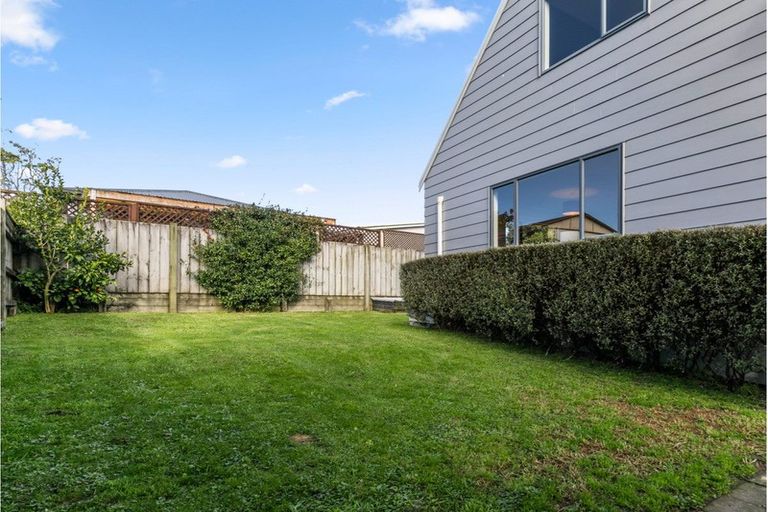 Photo of property in 50a Amberley Avenue, Te Atatu South, Auckland, 0610