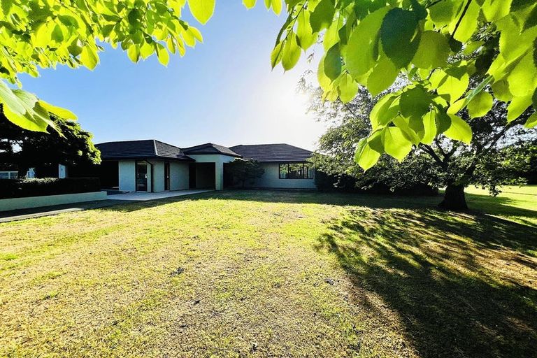 Photo of property in 290 Queen Elizabeth Ii Drive, Mairehau, Christchurch, 8052