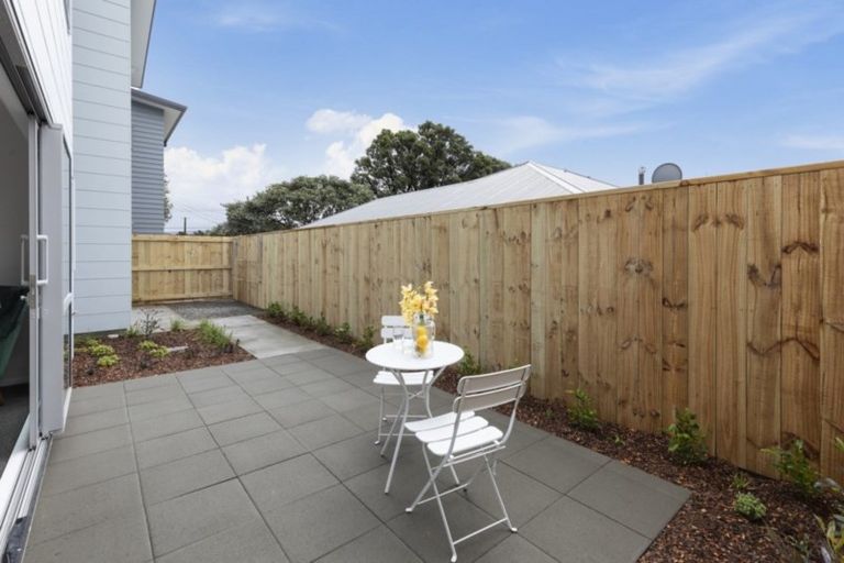 Photo of property in 4 Pitt Street, Moera, Lower Hutt, 5010