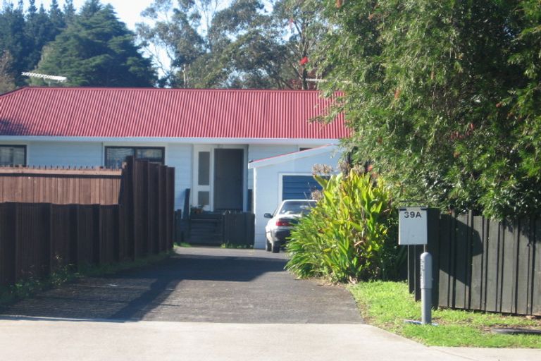Photo of property in 39 Swaffield Road, Papatoetoe, Auckland, 2025