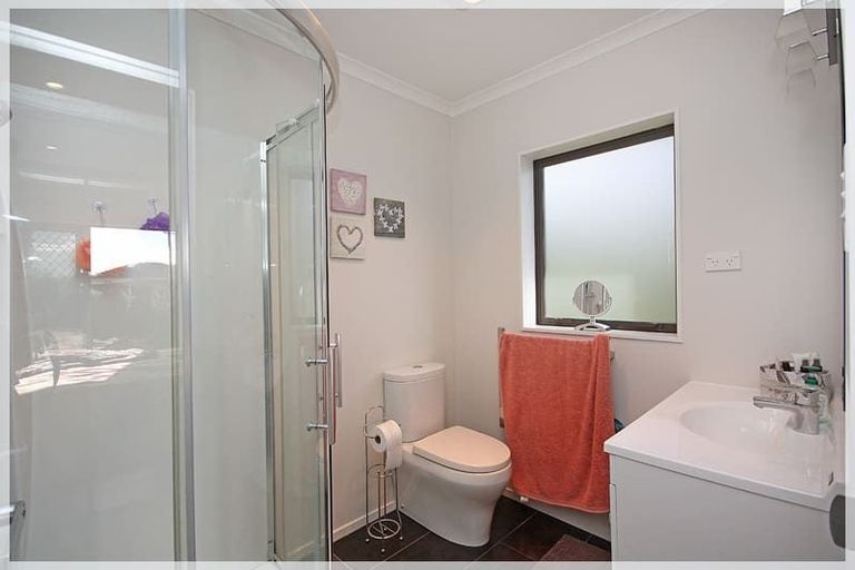 Photo of property in 30a Cook Street, Foxton, 4814