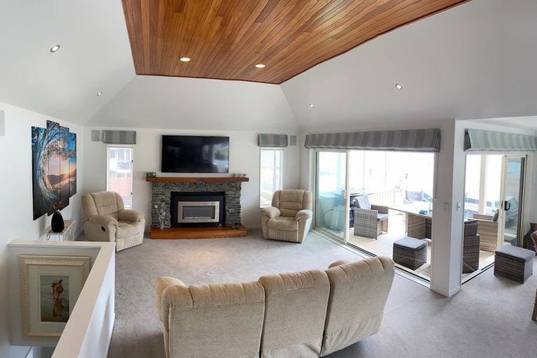 Photo of property in 513a Beach Road, Whangamata, 3620