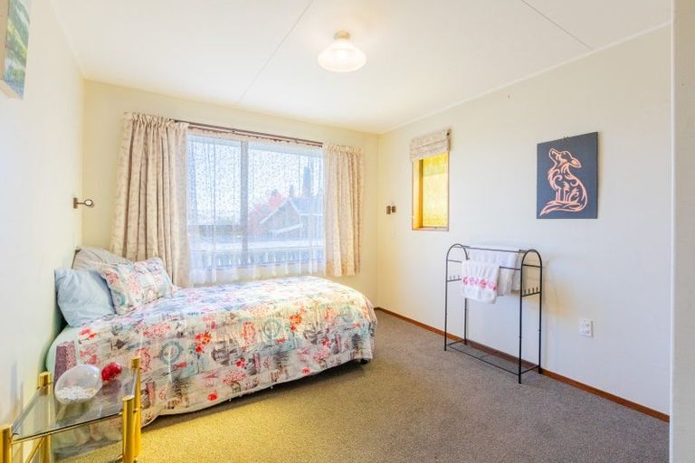 Photo of property in 17 Gaisford Terrace, Waipukurau, 4200