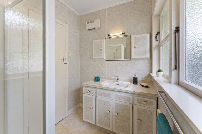 Photo of property in 39 Fraser Crescent, Elderslea, Upper Hutt, 5018