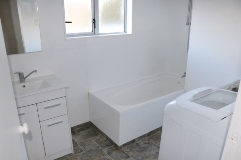 Photo of property in 51 Precelly Street, Allanton, Mosgiel, 9092