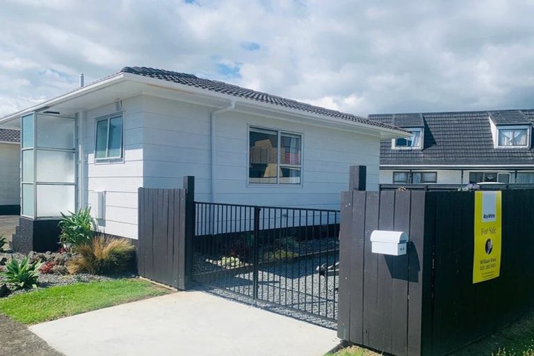 Photo of property in 3/16 Helms Place, Manurewa, Auckland, 2102