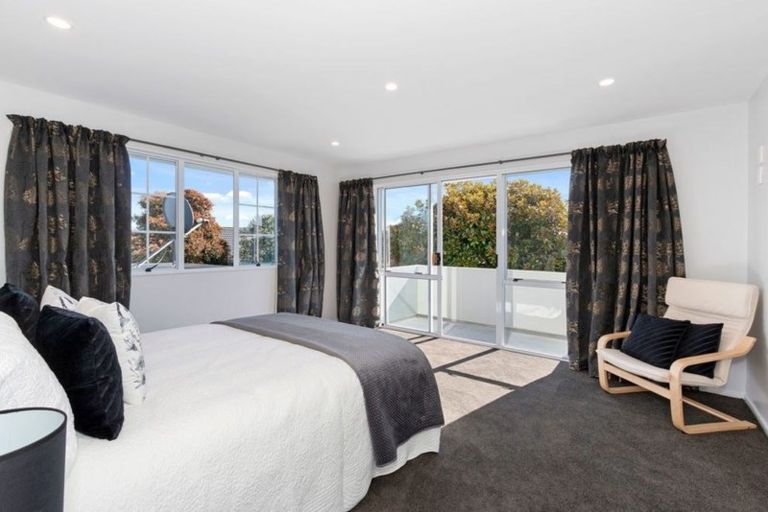 Photo of property in 22 Beauford Place, Parklands, Christchurch, 8083