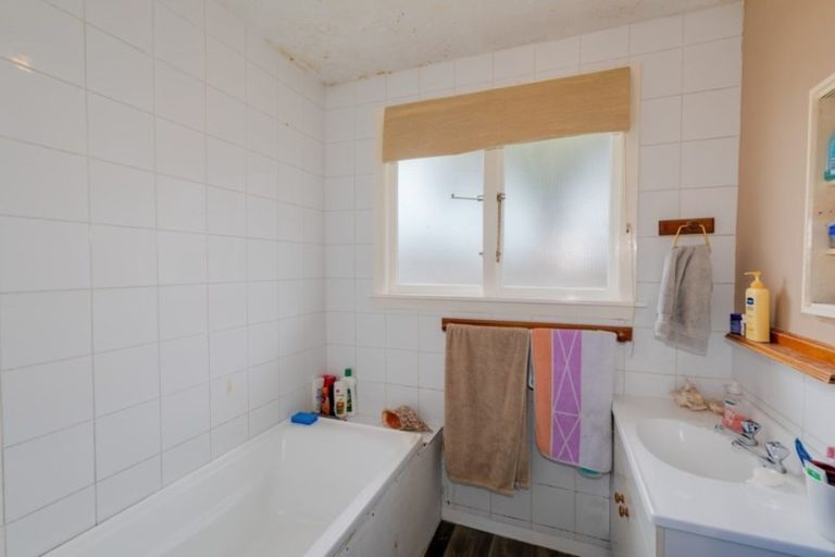 Photo of property in 18 Donnington Street, Parklands, Christchurch, 8083