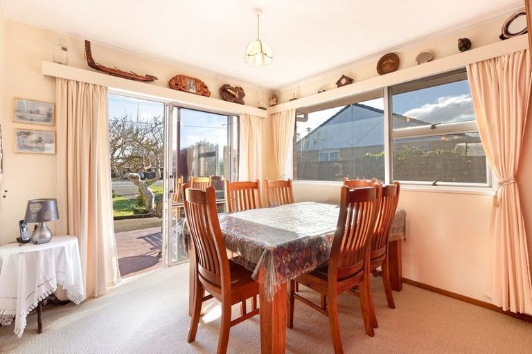 Photo of property in 84 Shakespeare Street, Leamington, Cambridge, 3432