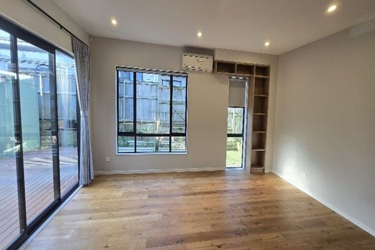 Photo of property in 13 Johns Creek Crescent, Silverdale, 0932