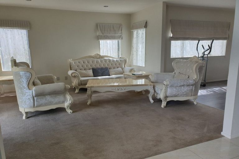 Photo of property in 24 Mantra Road, Massey, Auckland, 0614