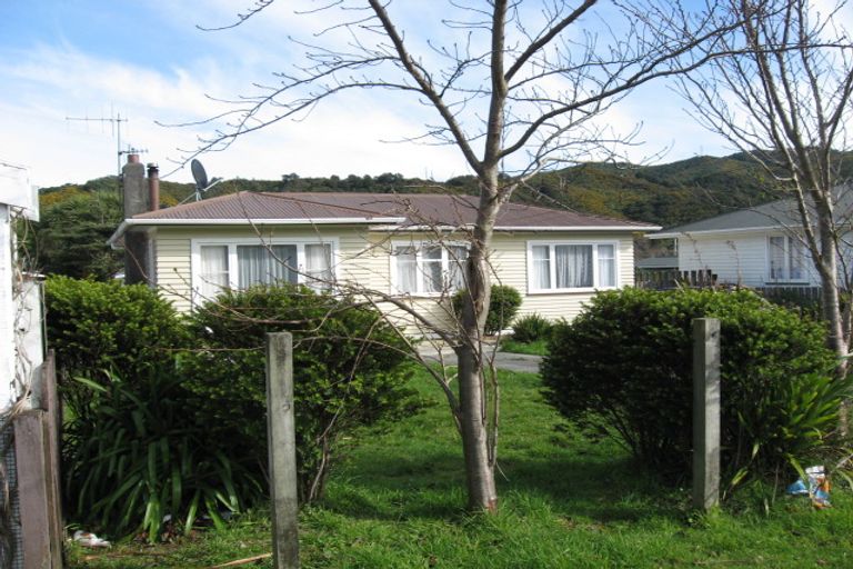 Photo of property in 141 Wise Street, Wainuiomata, Lower Hutt, 5014