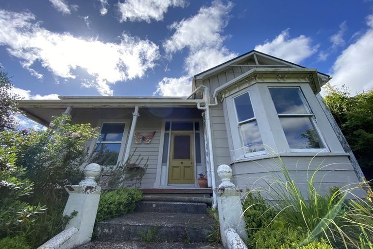 Photo of property in 121 Wellington Street, Picton, 7220