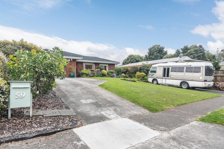 Photo of property in 59 Queens Road, Waikanae Beach, Waikanae, 5036