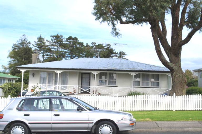 Photo of property in 23 Vincent Street, Howick, Auckland, 2014