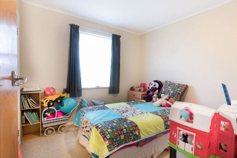 Photo of property in 30 Paenui Street, Titahi Bay, Porirua, 5022
