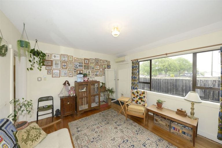 Photo of property in 1/34 Whitmore Street, Edgeware, Christchurch, 8013
