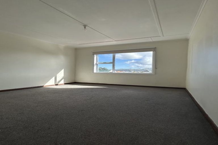 Photo of property in 2/72b Ira Street, Miramar, Wellington, 6022
