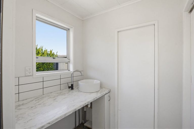 Photo of property in 32 Sylvan Avenue, Waikanae, 5036