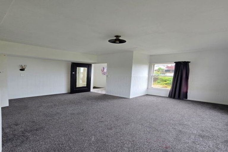 Photo of property in 172 Kawaha Point Road, Kawaha Point, Rotorua, 3010