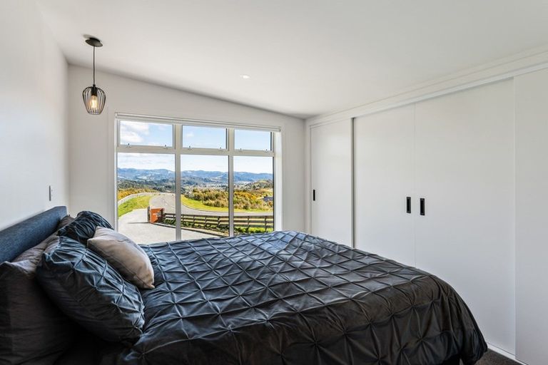 Photo of property in 222 Fairview Drive, Birchville, Upper Hutt, 5372