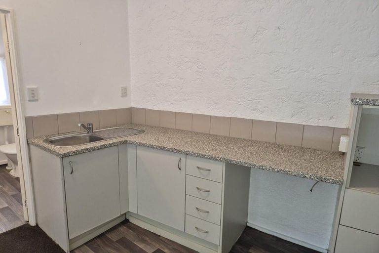 Photo of property in 2b Weranui Road, Waiwera, Orewa, 0994