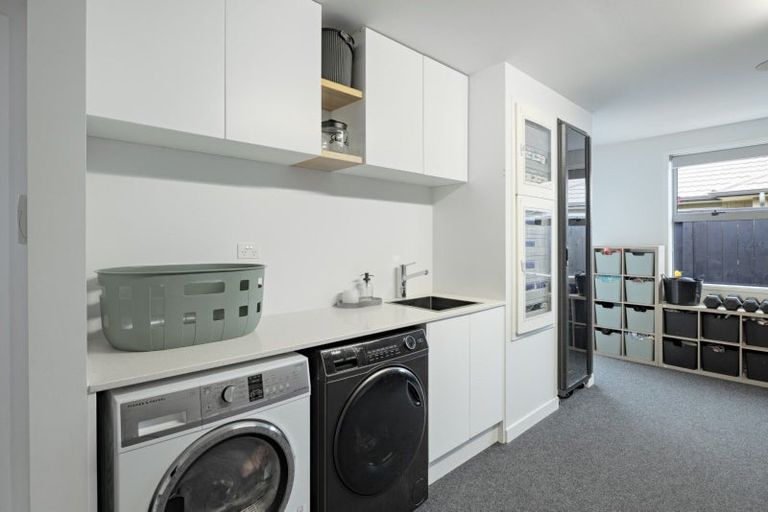 Photo of property in 261 Lakes Boulevard, Pyes Pa, Tauranga, 3112