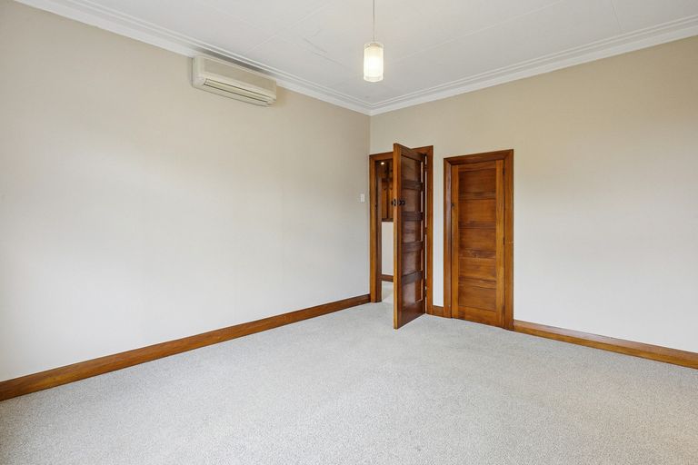 Photo of property in 3 Bush Road, Mosgiel, 9024