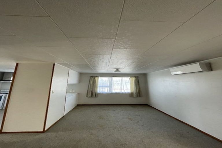 Photo of property in 86 Alabaster Drive, Papatoetoe, Auckland, 2025
