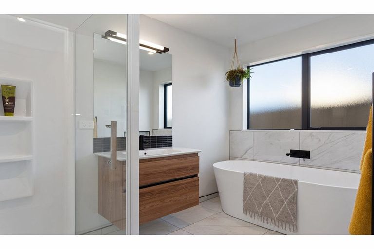 Photo of property in 11 Westpark Boulevard, Rangiora, 7400