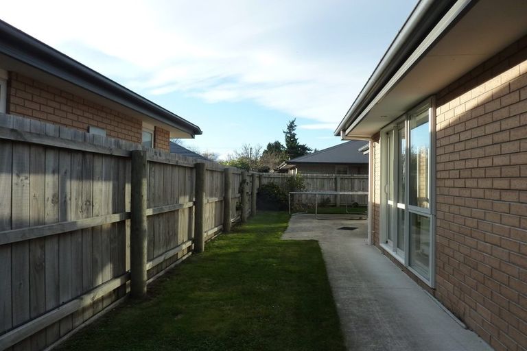 Photo of property in 4a Stanwood Grove, Darfield, 7510