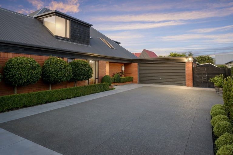 Photo of property in 79a Jeffreys Road, Fendalton, Christchurch, 8052