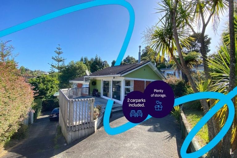 Photo of property in 15 Woodcote Drive, Glenfield, Auckland, 0629