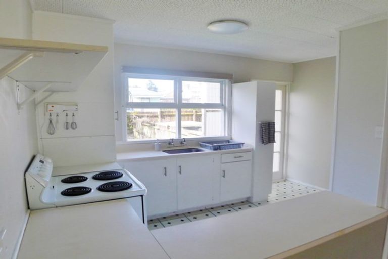 Photo of property in 2/60 Gardner Avenue, New Lynn, Auckland, 0600