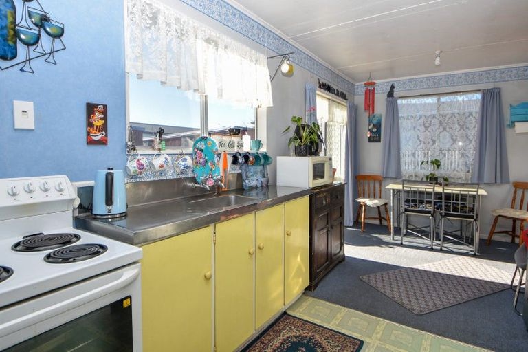 Photo of property in 237a High Street North, Carterton, 5713