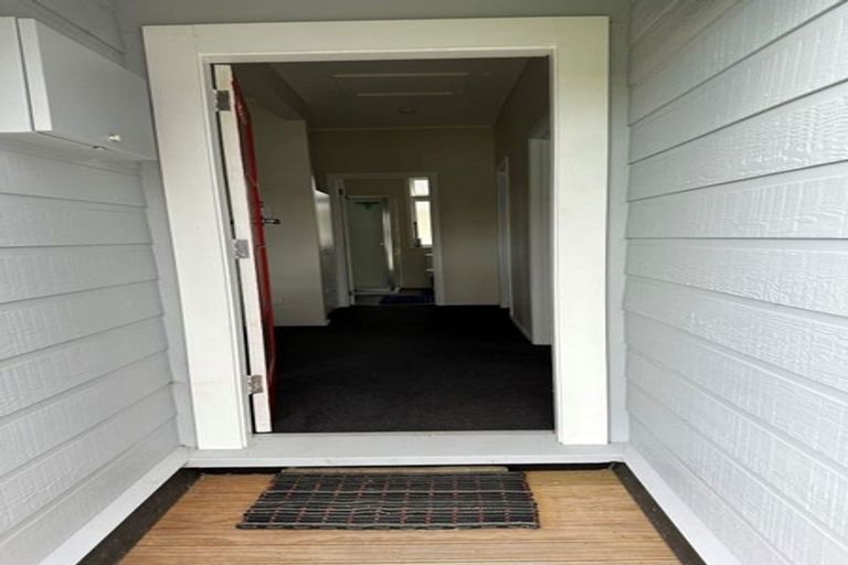 Photo of property in 30 Alexandra Street, Marton, 4710