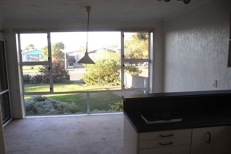 Photo of property in 29 Boston Avenue, Hornby, Christchurch, 8042