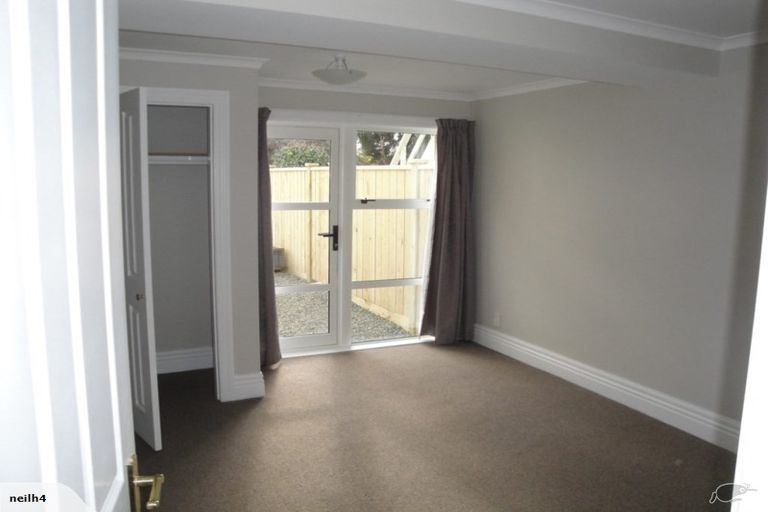 Photo of property in 4/112 Austin Street, Mount Victoria, Wellington, 6011
