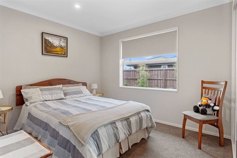Photo of property in 69 Kippenberger Avenue, Rangiora, 7400